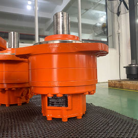 Low Speed High Torque Hydraulic Piston Motor Steel Material 1 Year Warranty